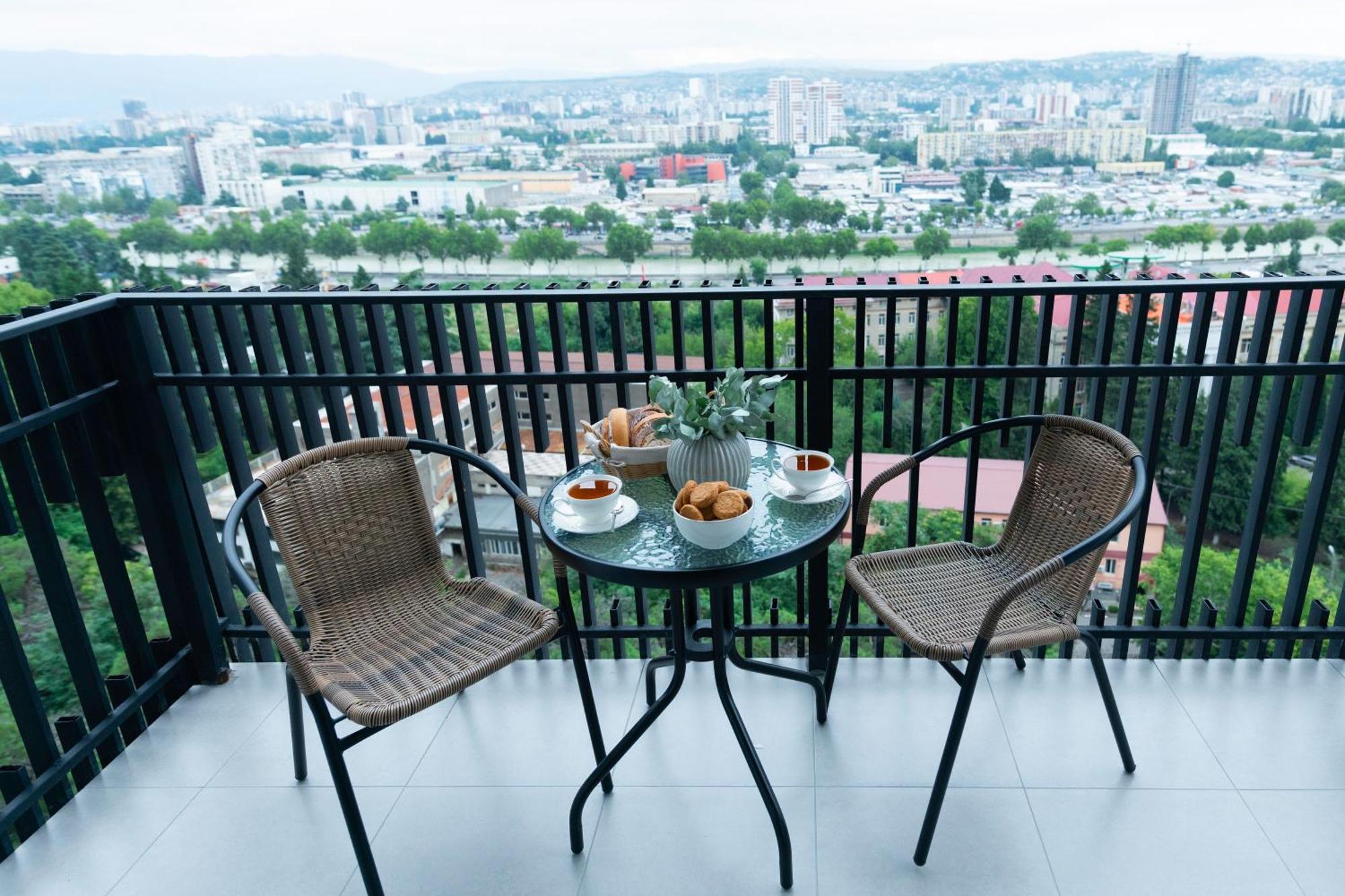 Luxury Inn Grand Residences Tbilisi Kamer foto